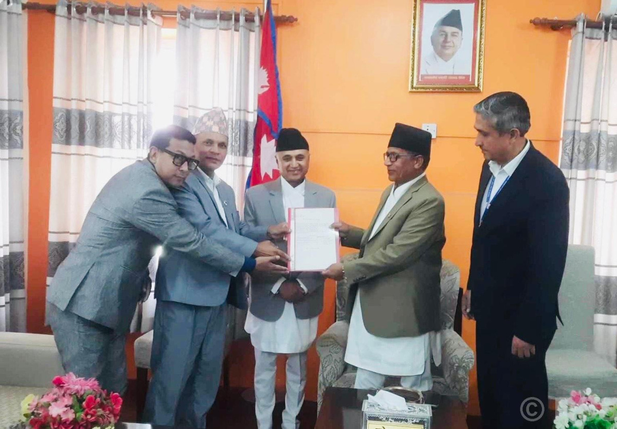 मुख्यमन्त्रीमा एमालेका अधिकारीको दाबी पेस