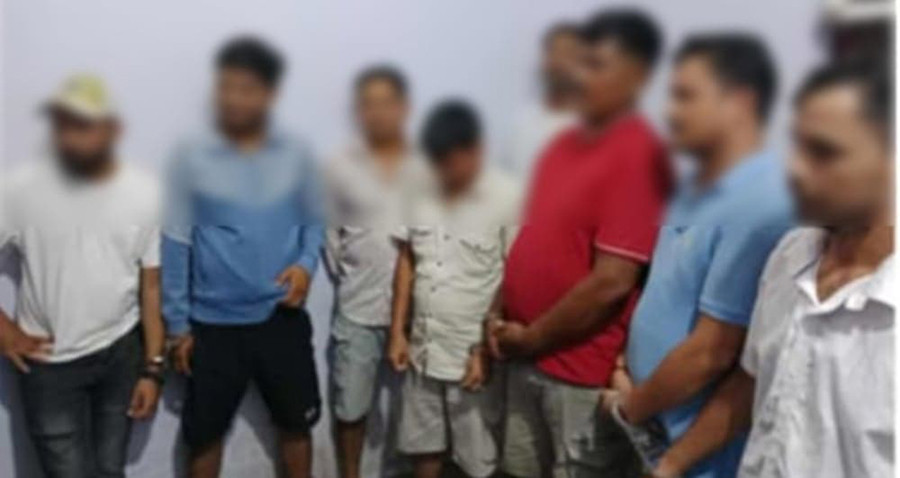 कैलालीमा दुई लाखभन्दा बढी नगदसहित आठ जुवाडे पक्राउ