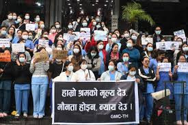 विदेशमा रहेका नेपालीलाई मतदान अधिकार प्रदान गर्ने विषयमा छलफल