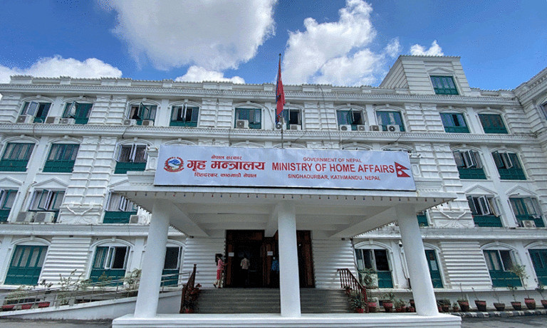 बढैयातालकी युवतीको मृत्यु प्रकरणमा गृह मन्त्रालयद्वारा छानबिन समिति गठन